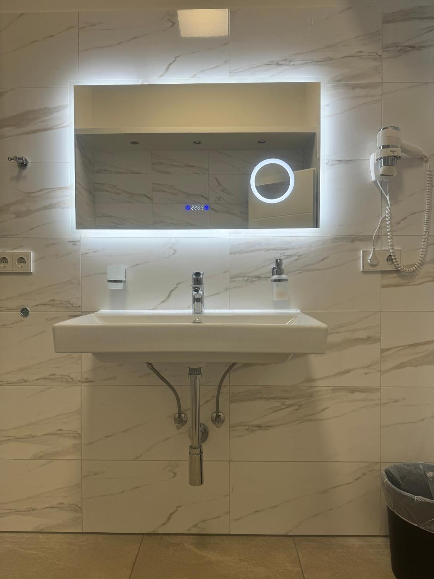 City Apartment Am Hauptbahnhof ニュルンベルク エクステリア 写真